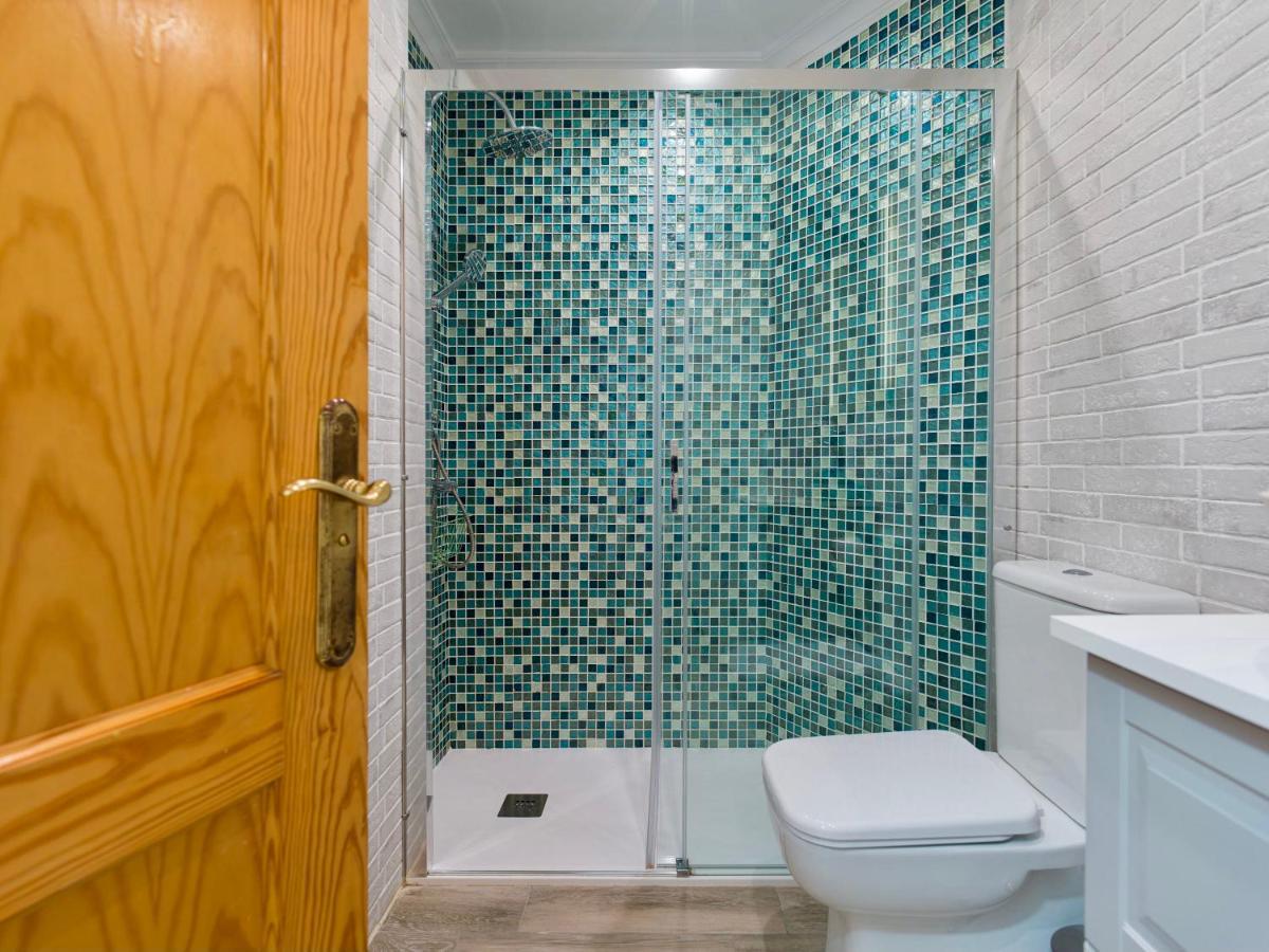 2 Bedrooms & Spectacular Views In Best Part Of Las Canteras Las Palmas Exterior photo